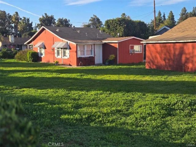 7402 Nestle, Reseda, CA 91335