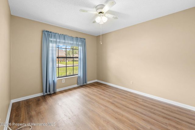 11613 Pear Tree Drive, New Port Richey, FL 34654