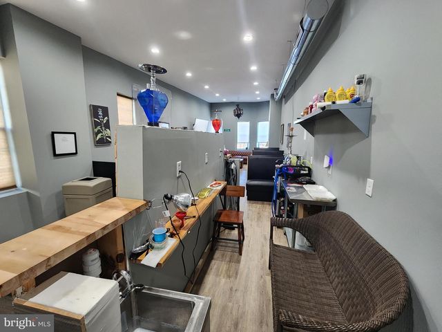 2124 GREENMOUNT AVE, Baltimore, MD 21218