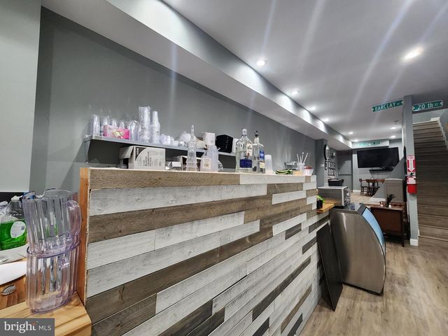 2124 GREENMOUNT AVE, Baltimore, MD 21218