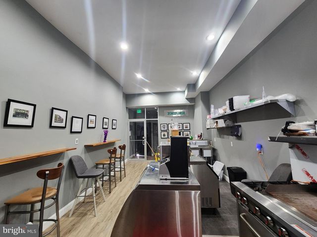 2124 GREENMOUNT AVE, Baltimore, MD 21218