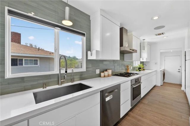 2425 Capetown Ave, Alhambra, CA 91803