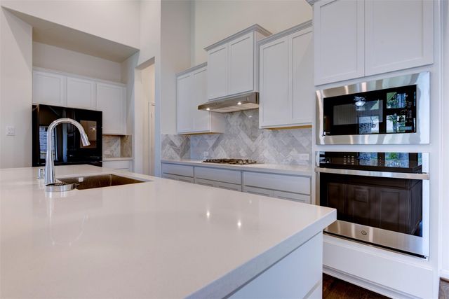 32311 Noble Creek Drive, Conroe, TX 77385