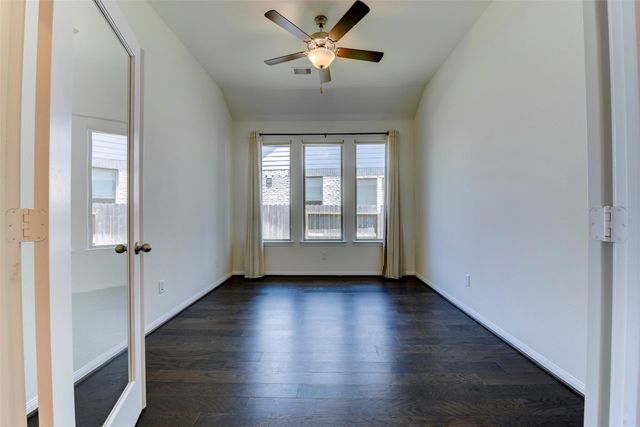 32311 Noble Creek Drive, Conroe, TX 77385