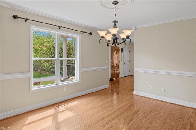 5532 Folkstone Road, Pfafftown, NC 27040