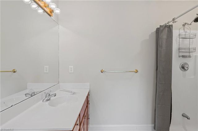 5532 Folkstone Road, Pfafftown, NC 27040