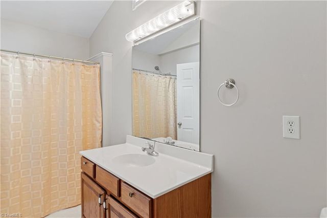 5532 Folkstone Road, Pfafftown, NC 27040