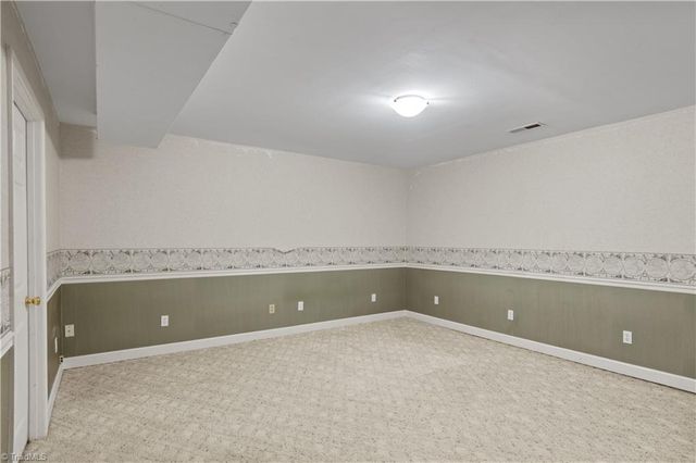 5532 Folkstone Road, Pfafftown, NC 27040