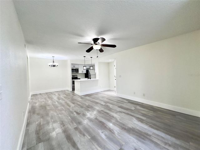 5140 CONROY ROAD 27, Orlando, FL 32811