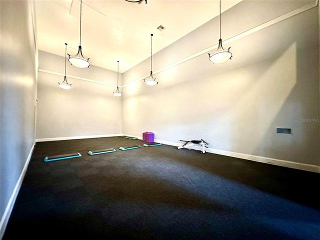 5140 CONROY ROAD 27, Orlando, FL 32811