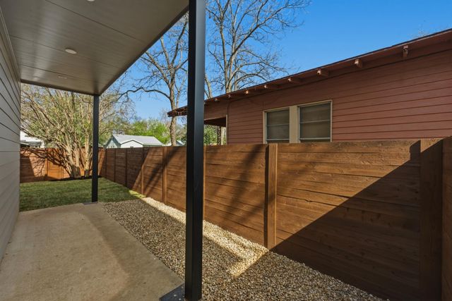 909 Calle Limon 1, Austin, TX 78702
