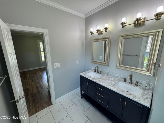 702 N Charlotte Street, Washington, NC 27889