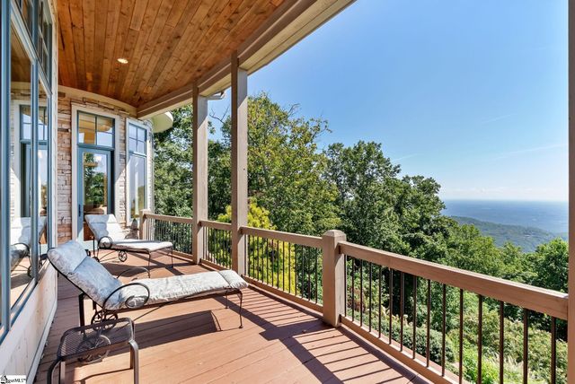 49 The Cliffs Parkway, Landrum, SC 29356