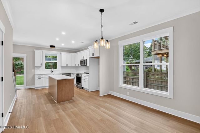 2303 Chestnut Street, Wilmington, NC 28405
