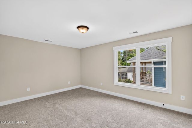 2303 Chestnut Street, Wilmington, NC 28405