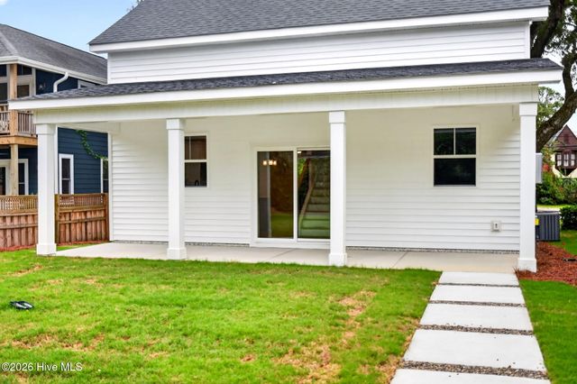 2303 Chestnut Street, Wilmington, NC 28405