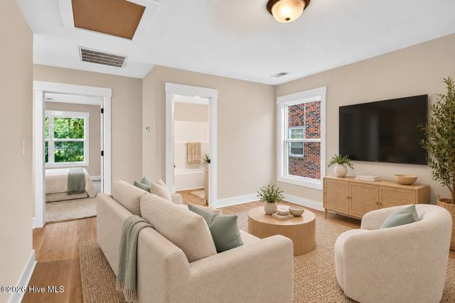 2303 Chestnut Street, Wilmington, NC 28405