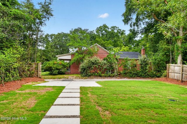 2303 Chestnut Street, Wilmington, NC 28405