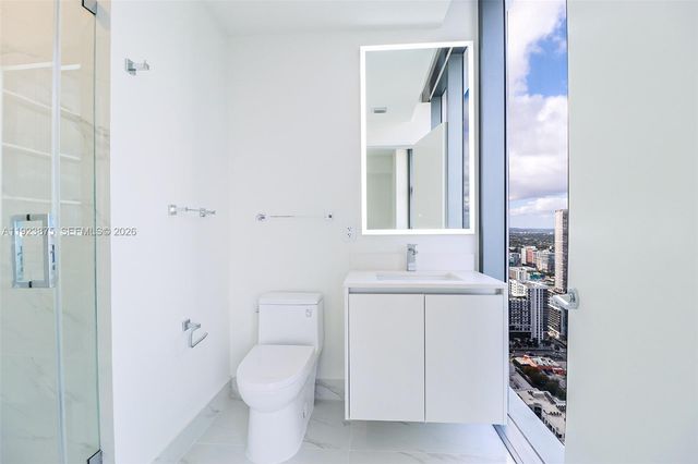 700 NE 24 st 4201, Miami, FL 33137