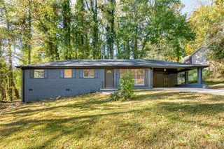 5726 Southwick SW Court, College Park, GA 30349