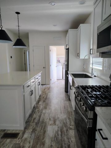 9441 Domer Rd, Santee, CA 92071
