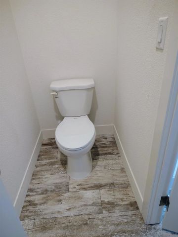9441 Domer Rd, Santee, CA 92071