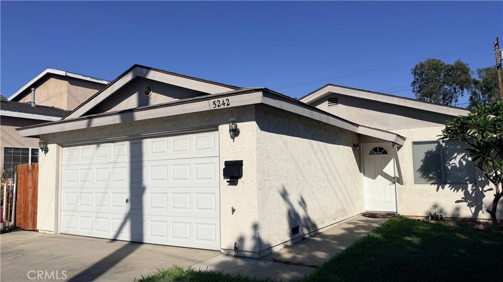 5242 Linden Avenue, Long Beach, CA 90805 — exterior