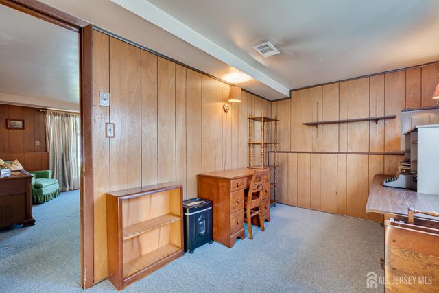6 Sheffield Place, Metuchen, NJ 08840
