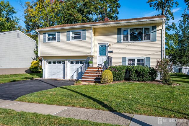 6 Sheffield Place, Metuchen, NJ 08840