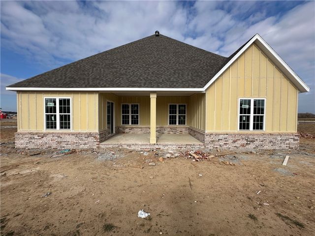 6485 Courtland Avenue, Springdale, AR 72762