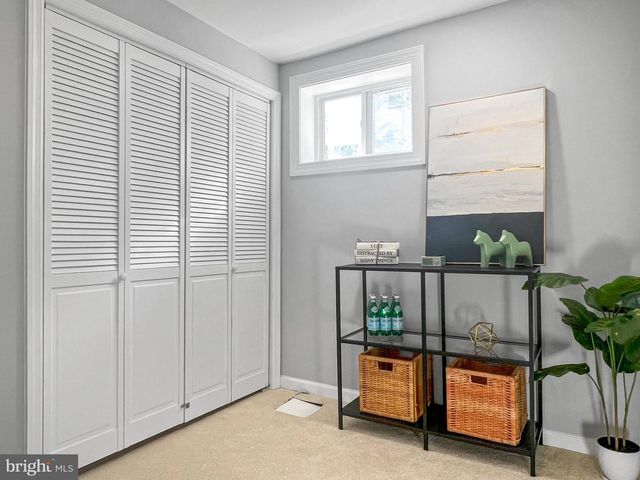 6621 HALLWOOD AVE, Falls Church, VA 22046