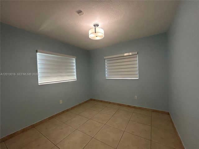6202 SW 107th Ave, Miami, FL 33173
