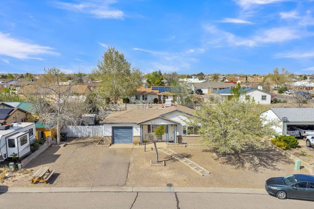 280 Corsica Drive SE, Rio Rancho, NM 87124
