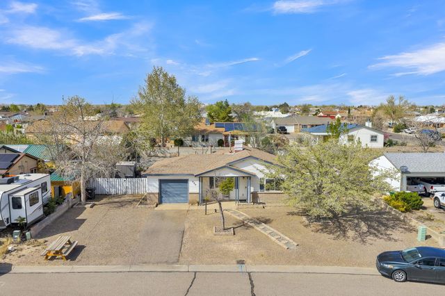 280 Corsica Drive SE, Rio Rancho, NM 87124