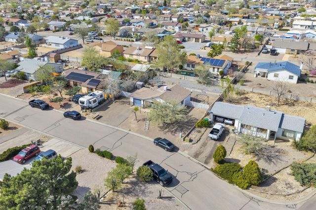 280 Corsica Drive SE, Rio Rancho, NM 87124