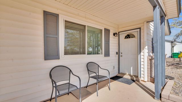 280 Corsica Drive SE, Rio Rancho, NM 87124