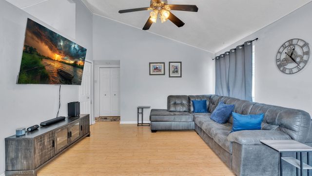 280 Corsica Drive SE, Rio Rancho, NM 87124