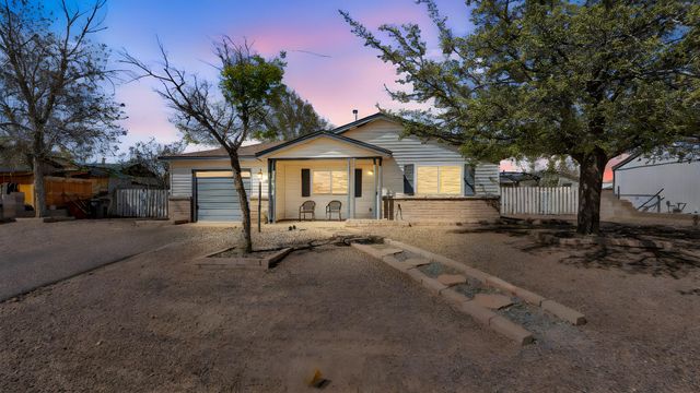 280 Corsica Drive SE, Rio Rancho, NM 87124