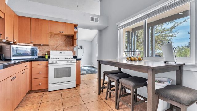 280 Corsica Drive SE, Rio Rancho, NM 87124