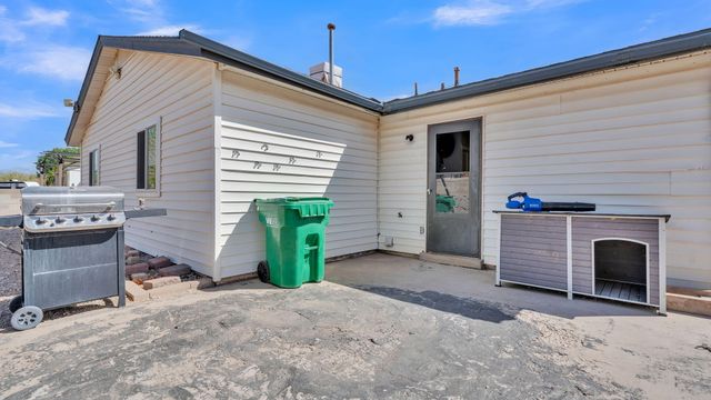 280 Corsica Drive SE, Rio Rancho, NM 87124