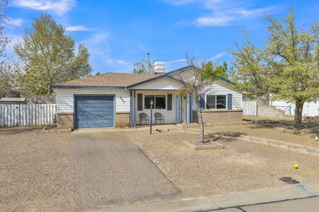 280 Corsica Drive SE, Rio Rancho, NM 87124
