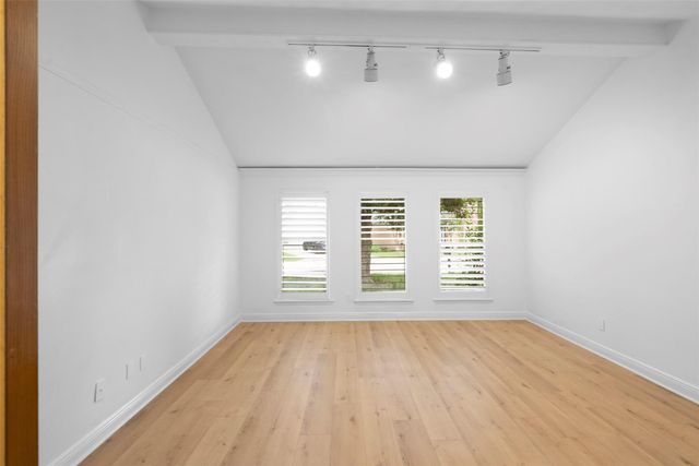 310 W Fair Harbor Lane, Houston, TX 77079