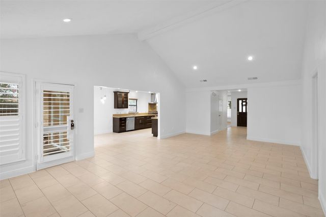 310 W Fair Harbor Lane, Houston, TX 77079