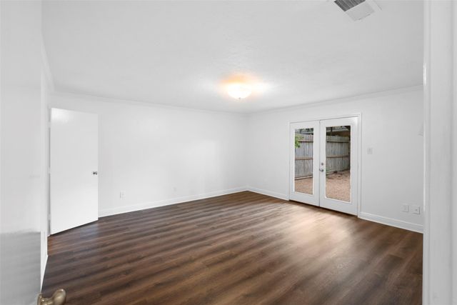 310 W Fair Harbor Lane, Houston, TX 77079