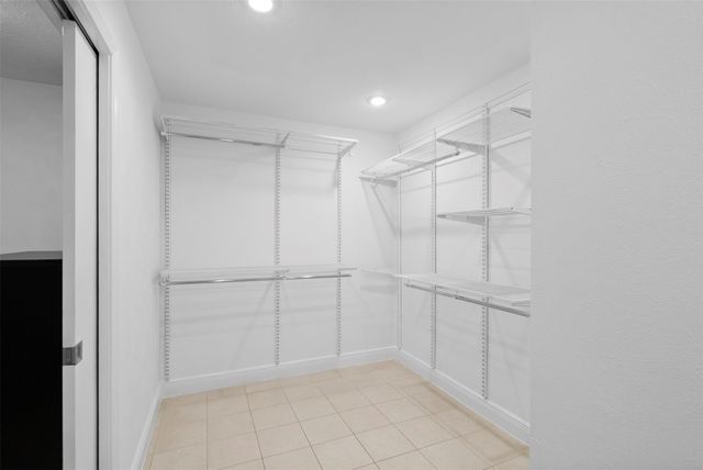 310 W Fair Harbor Lane, Houston, TX 77079