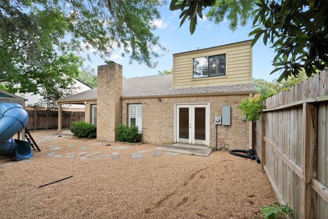 310 W Fair Harbor Lane, Houston, TX 77079