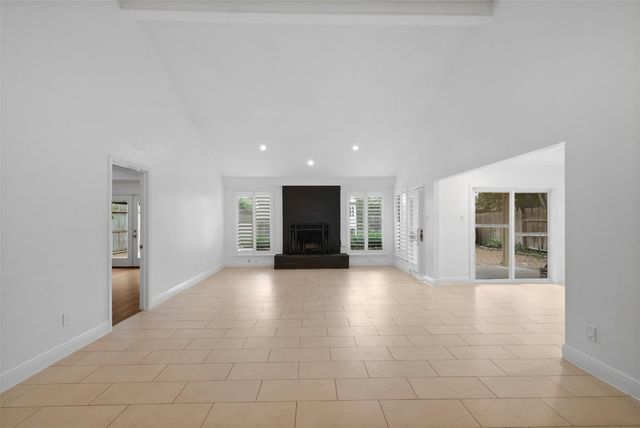 310 W Fair Harbor Lane, Houston, TX 77079