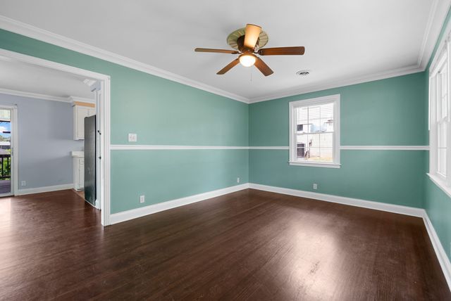 1446 McCan Dr, Clarksville, TN 37043