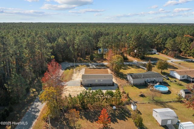 300 N Red Maple Court, Swansboro, NC 28584