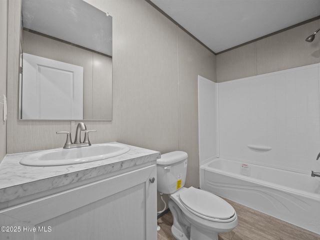 300 N Red Maple Court, Swansboro, NC 28584